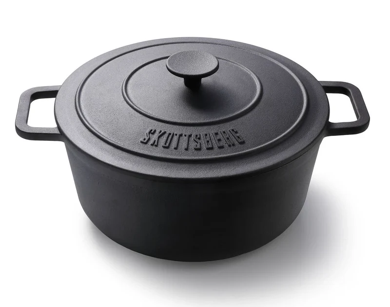 Skottsberg Casseruola in Ghisa ø 28 cm 5,5L | Senza PFOA e PTFE | Con Coperchio