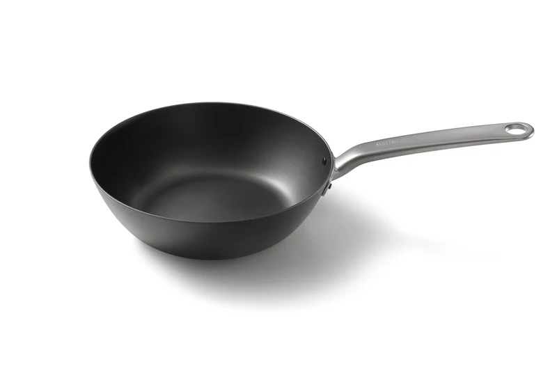 Skottsberg Wok cm 28 in Acciaio al Carbonio | La Tecnologia che Trasforma la Cucina | Senza PFOA e PTFE