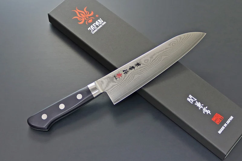 Kanetsune Seki Coltello Santoku 18cm acciaio damascato 33 Strati KC-203
