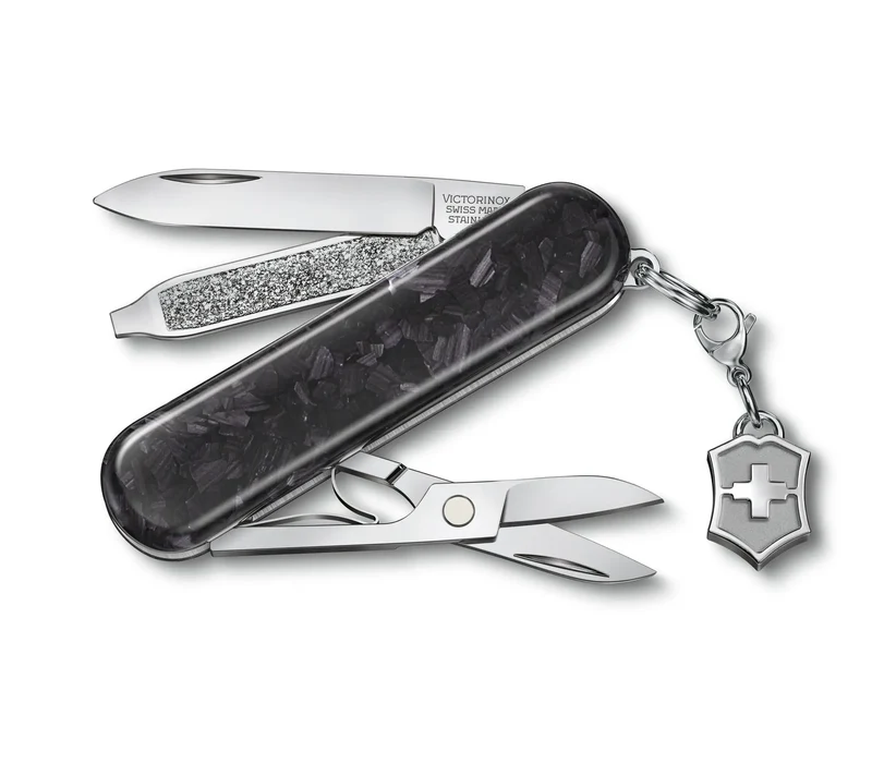 Victorinox Classic SD Brilliant Carbon 0.6221.90