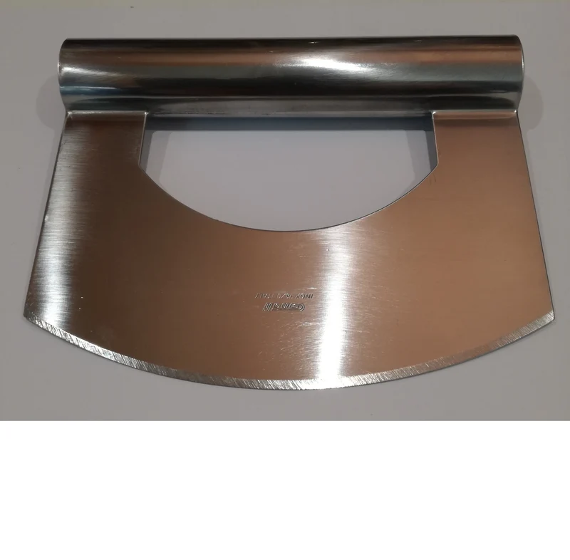 Spatola a mezza luna 15 x 12 cm. in acciaio inox 3075/472