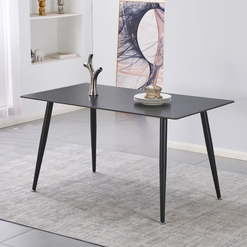 Tavolo fisso Kilo 160x90 cm. con piano in ceramica effetto marmo nero con venature oro opaco e gambe nere