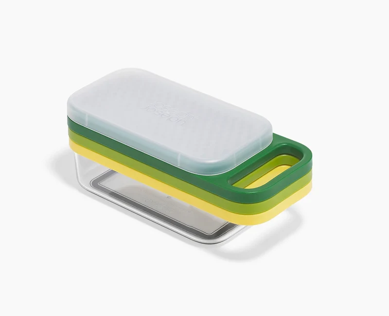 Set di grattugie 3 in 1 Multi-Grate & Store™ con contenitore