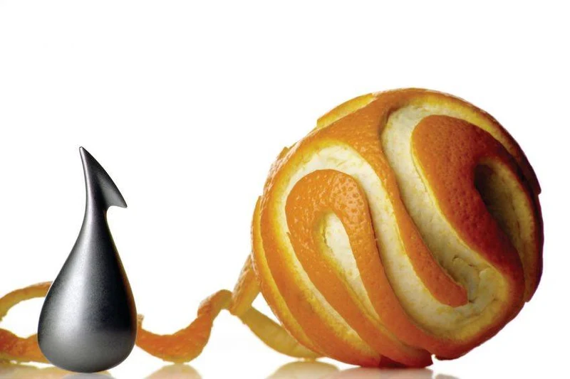 Alessi Apostrophe sbuccia arance