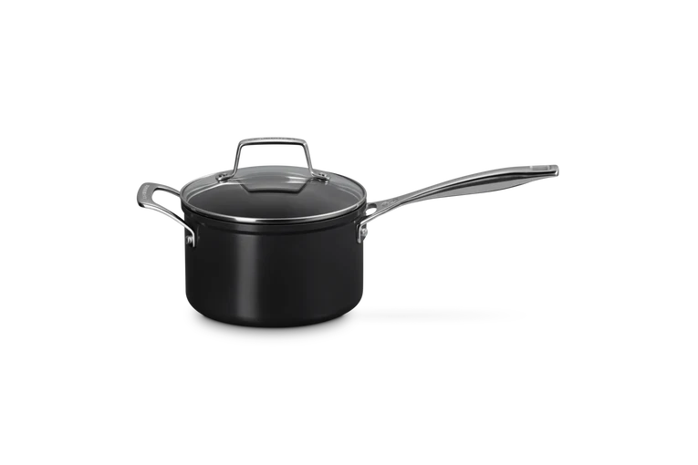 Le Creuset Essential Casseruola Manico Lungo con Coperchio