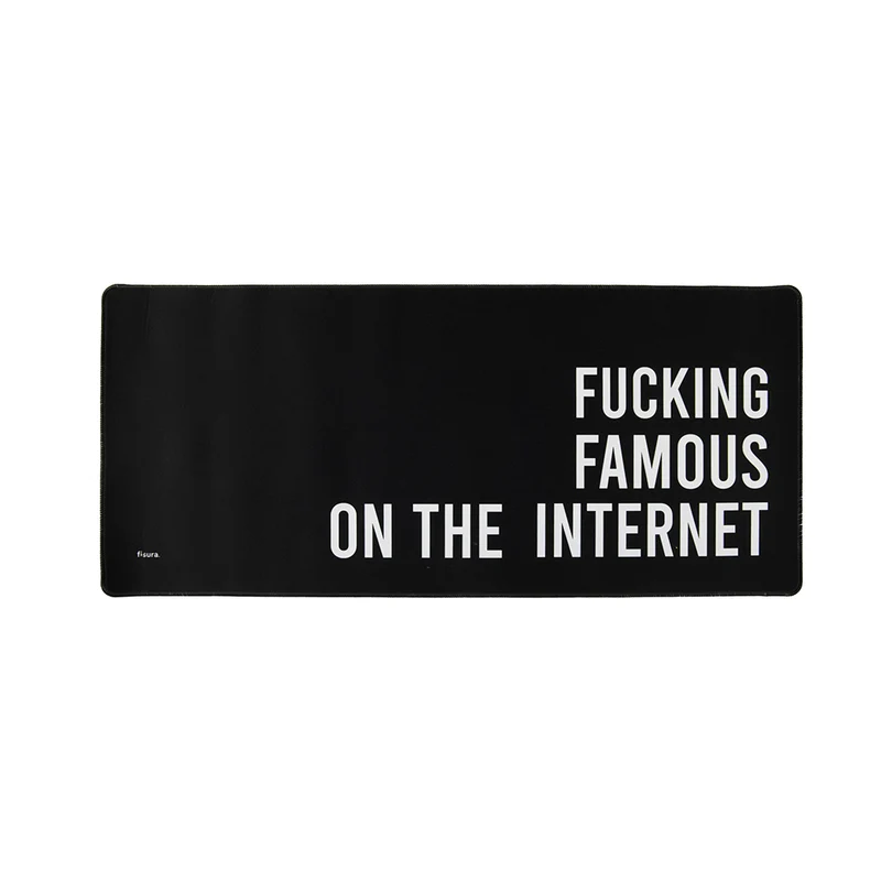 Alfombrilla ratón XXL “Fucking famous on the internet”