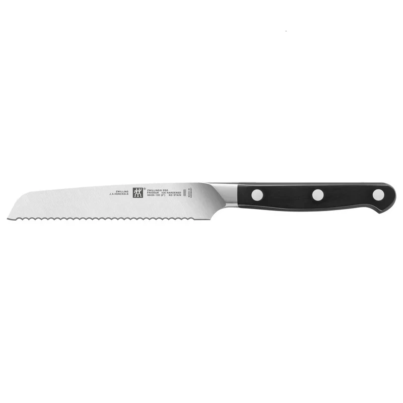 Zwilling PRO Coltello Universale Seghettato 13 cm